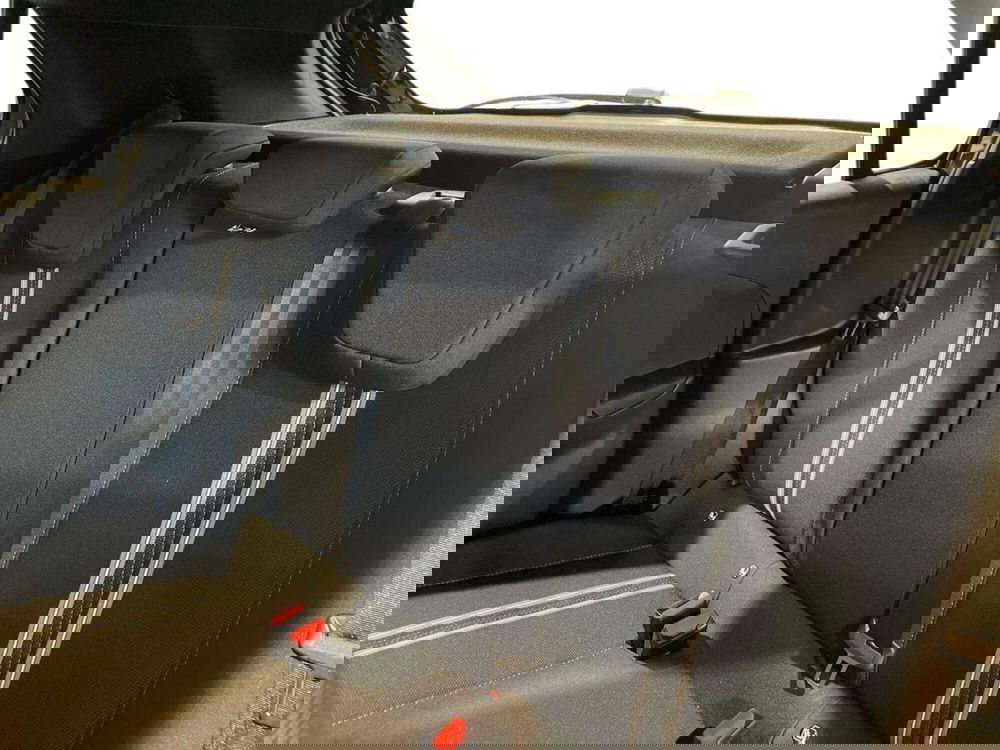 Opel Corsa nuova a Salerno (10)