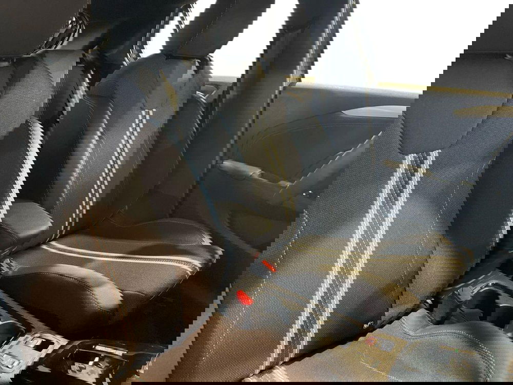 Opel Corsa nuova a Salerno (12)