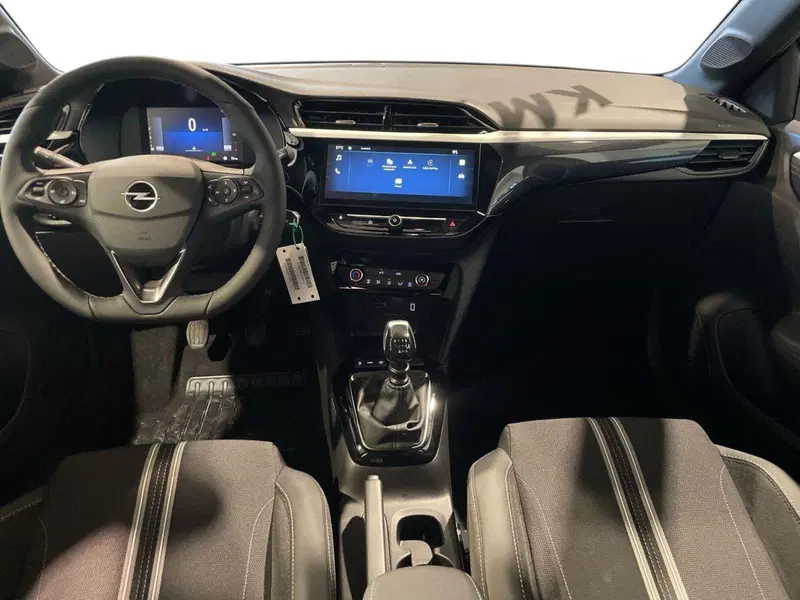 Opel Corsa nuova a Salerno (8)