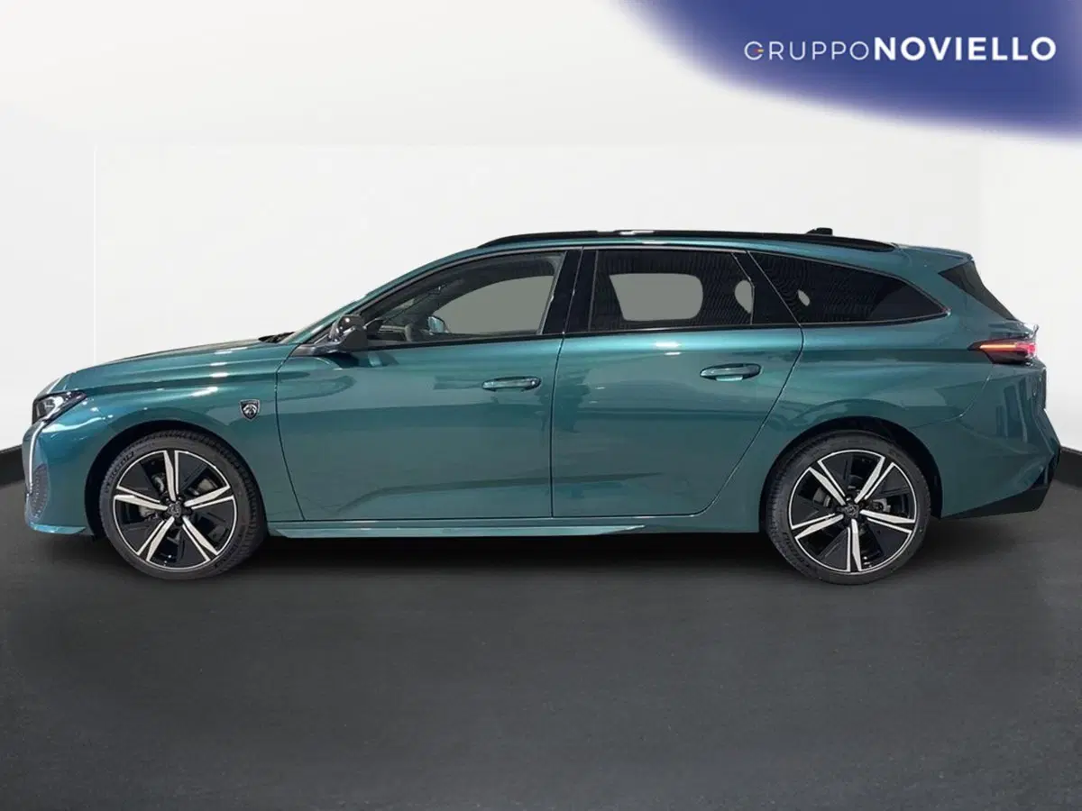 Peugeot 308 SW nuova a Salerno (4)