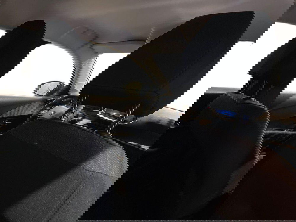 Peugeot 208 nuova a Salerno (17)