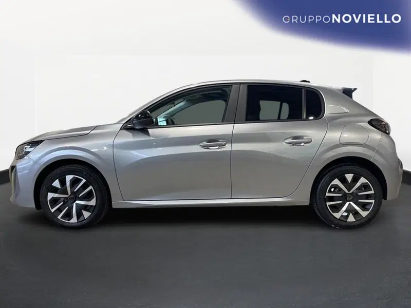 Peugeot 208 nuova a Salerno (4)