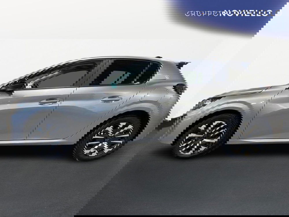 Peugeot 208 nuova a Salerno (4)