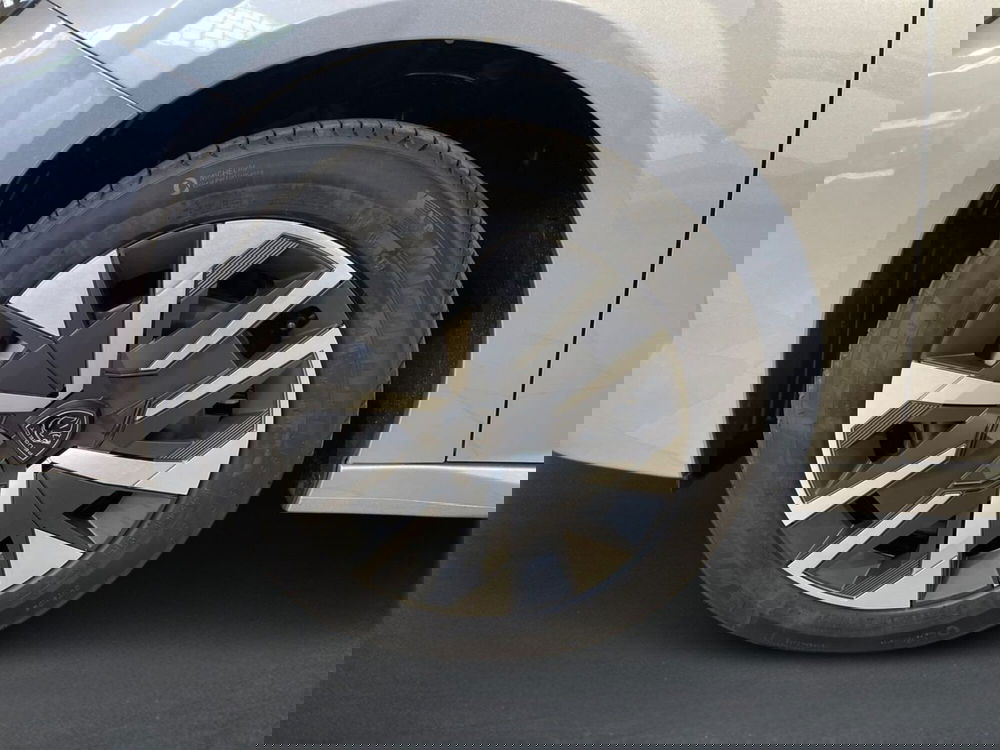 Peugeot 208 nuova a Salerno (8)