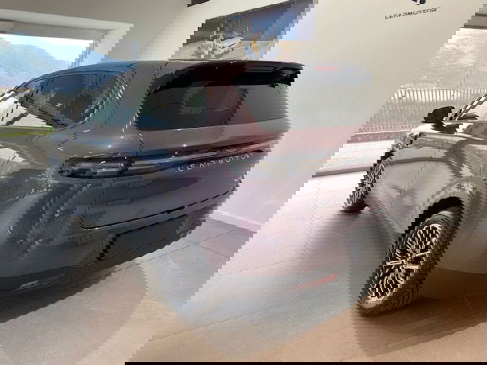 Leapmotor B10 nuova a Benevento (8)