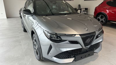 Alfa Romeo Junior 1.2 ibrida Q4 Milano Cortina 2026 145cv edct6 nuova a Benevento