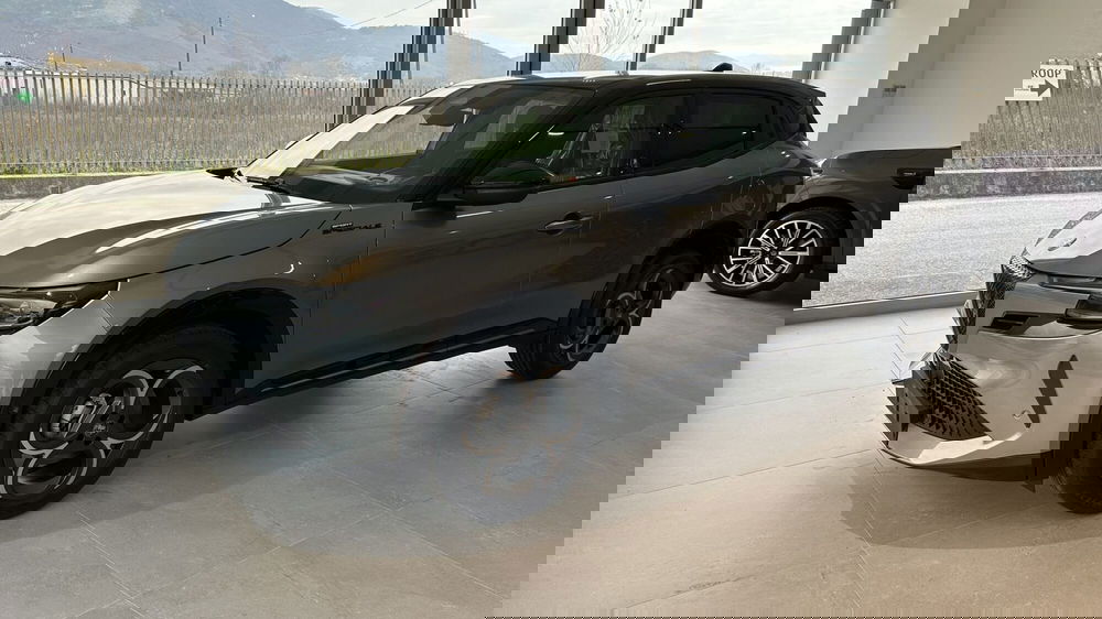 Alfa Romeo Junior nuova a Benevento (4)