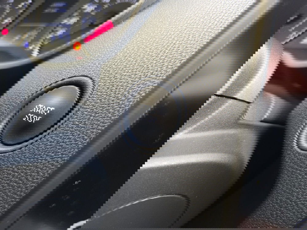 Dacia Duster usata a Verona (19)