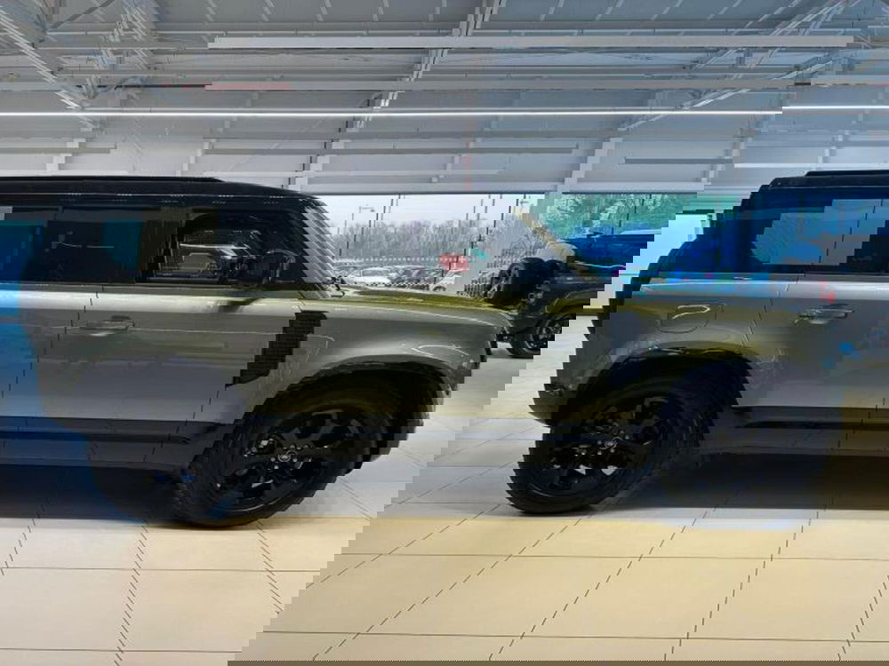 Land Rover Defender usata a Venezia (3)