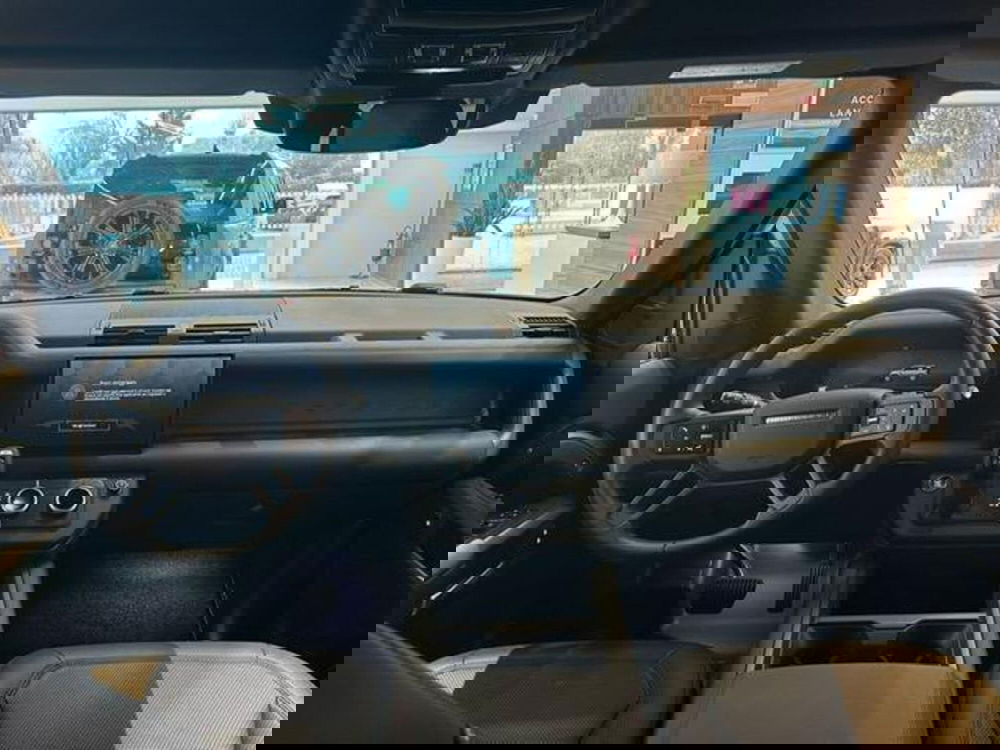 Land Rover Defender usata a Venezia (6)