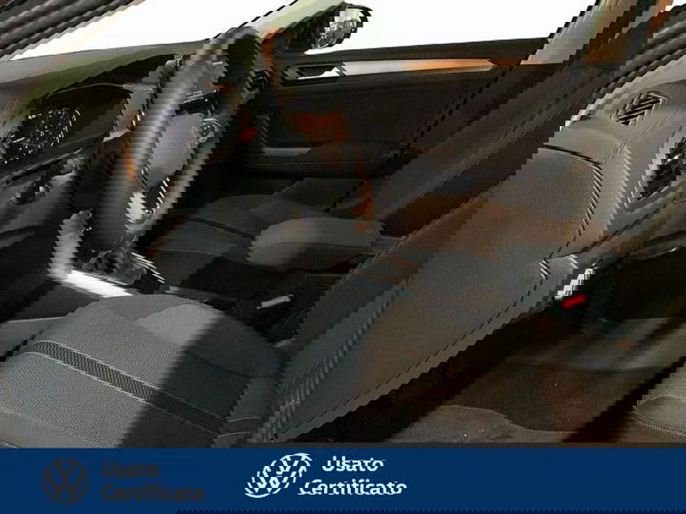 Volkswagen T-Roc nuova a Vicenza (13)