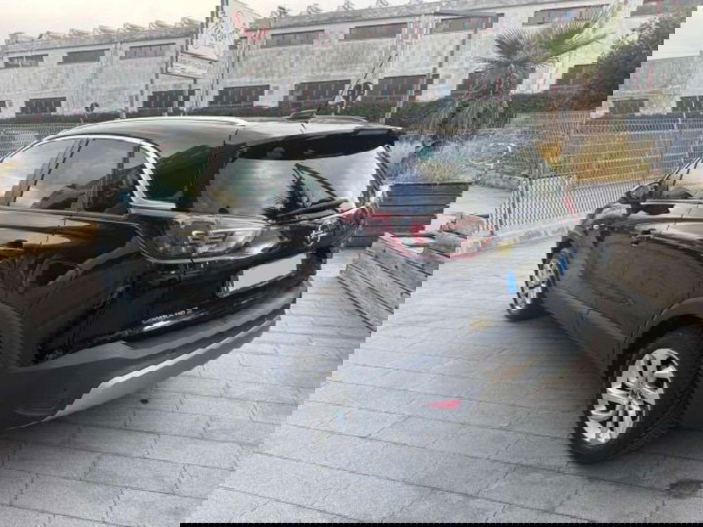 Opel Crossland X usata a Savona (8)