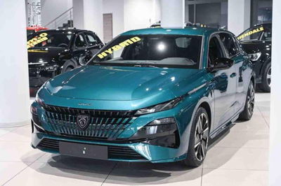 Peugeot 308 54 kWh GT nuova a Pianezza
