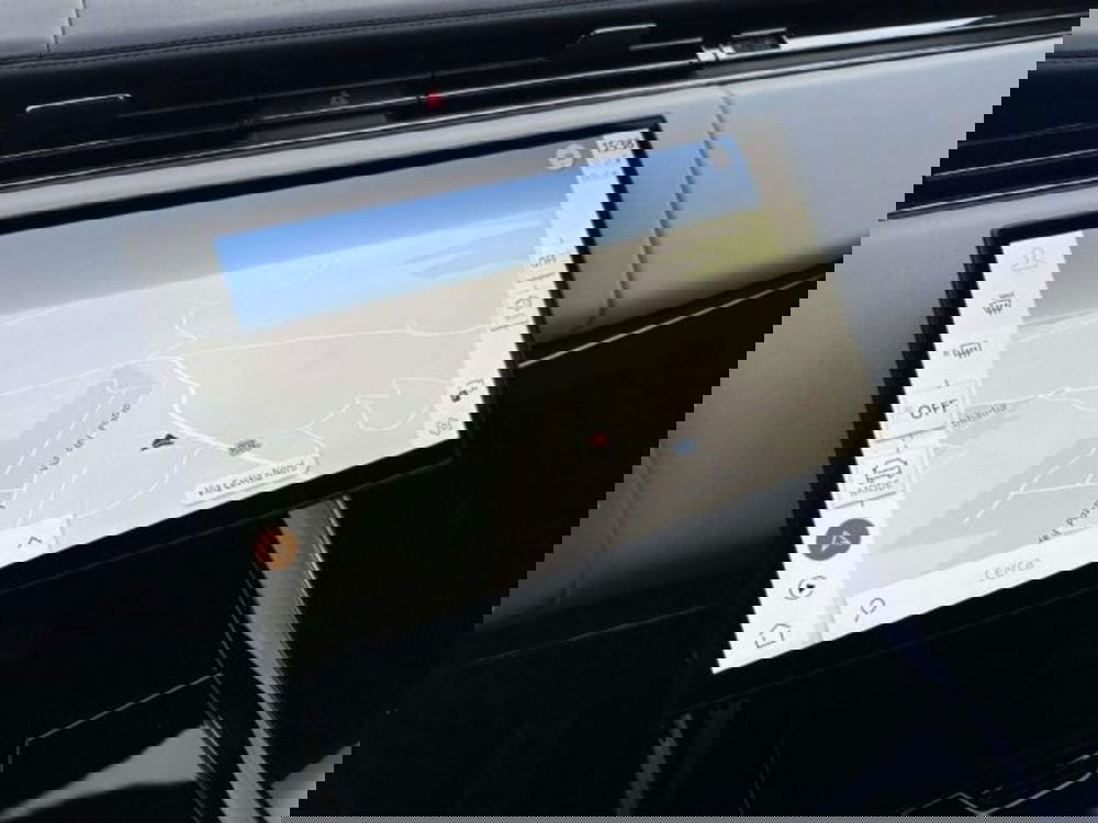 Land Rover Range Rover Sport usata a Siena (18)