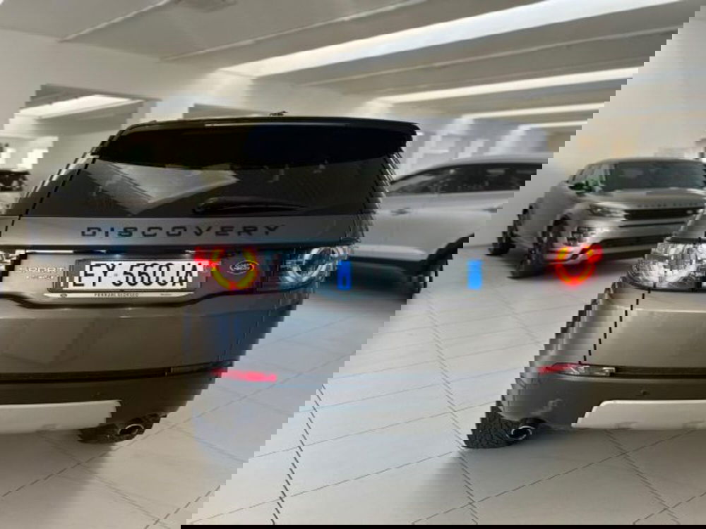 Land Rover Discovery Sport usata a Modena (14)