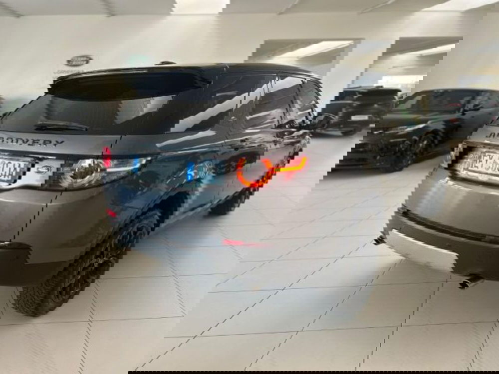 Land Rover Discovery Sport usata a Modena (2)
