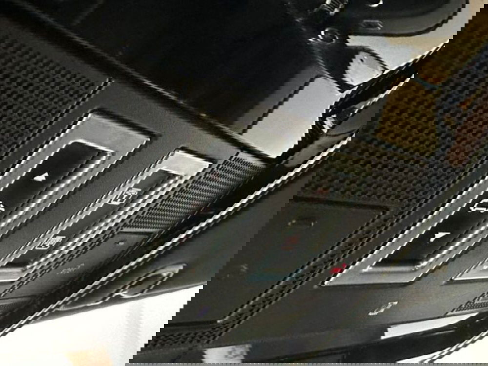 Land Rover Range Rover usata a Modena (10)