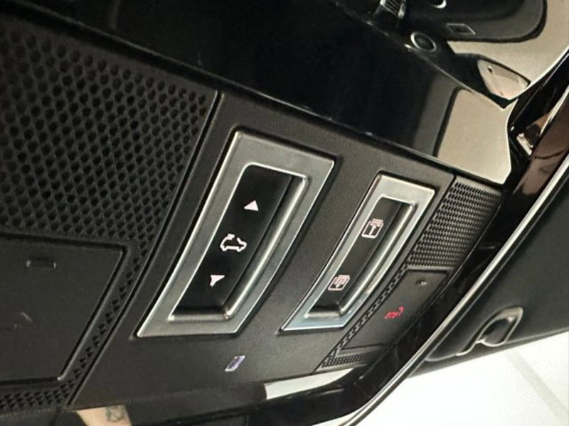 Land Rover Range Rover usata a Modena (13)