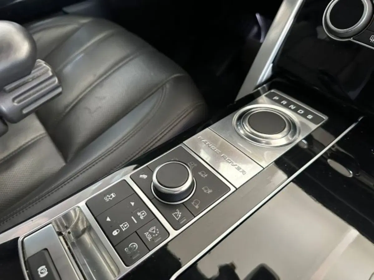 Land Rover Range Rover usata a Modena (19)