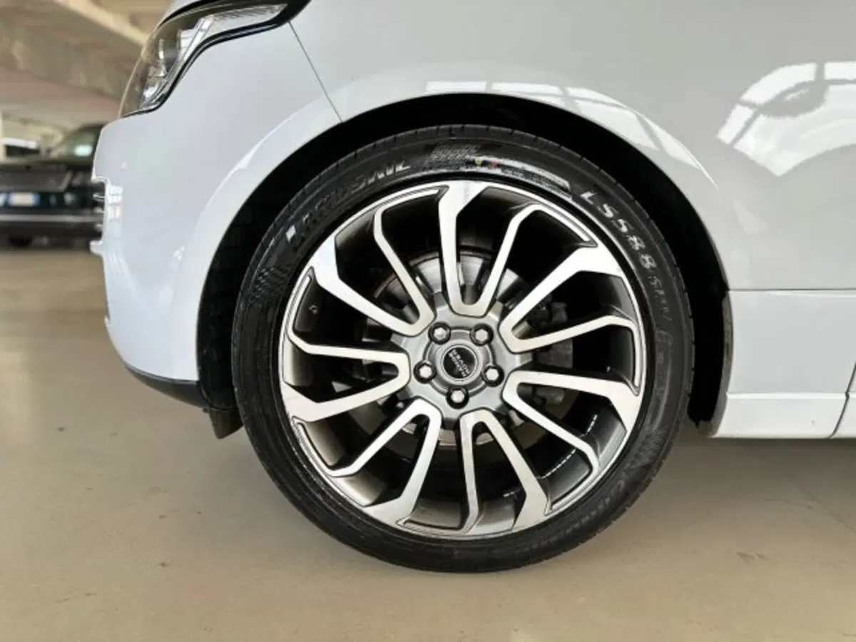 Land Rover Range Rover usata a Modena (4)