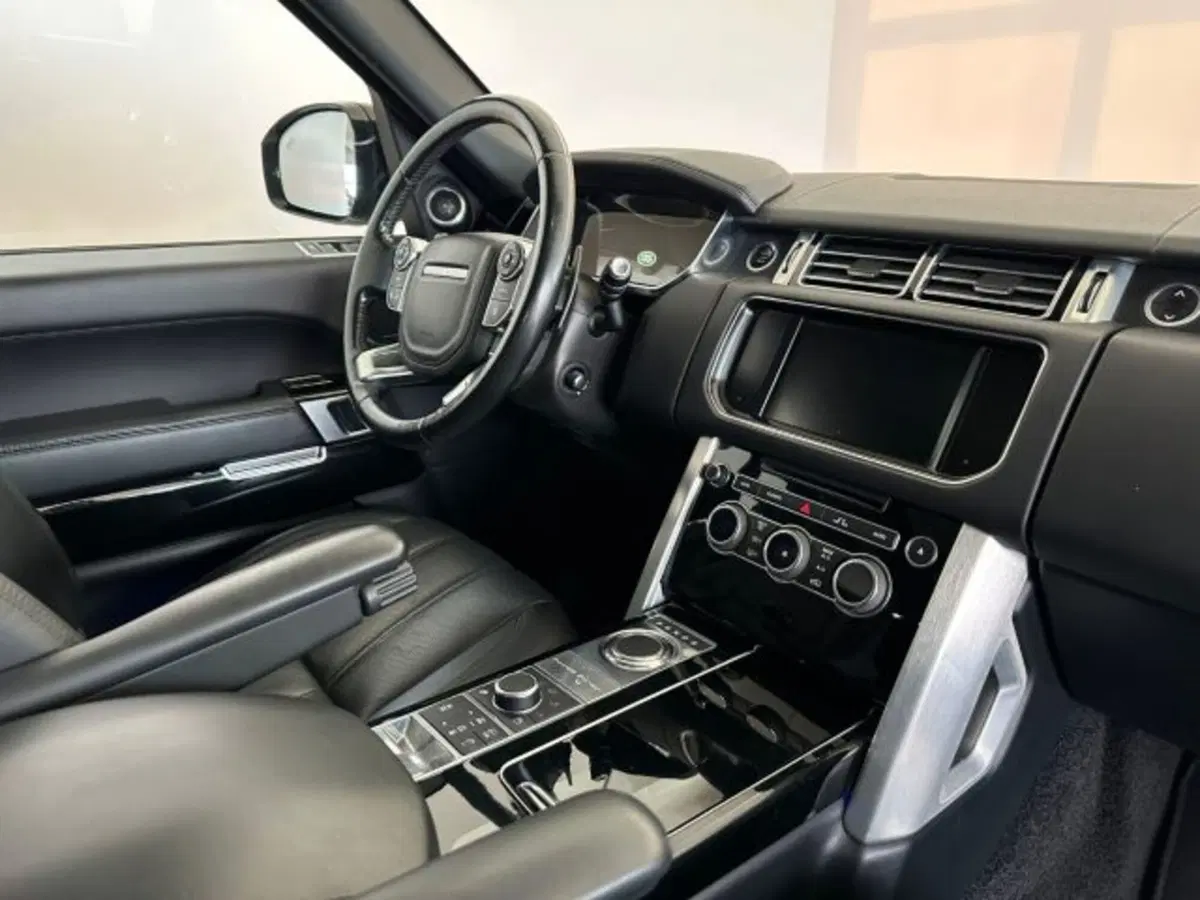 Land Rover Range Rover usata a Modena (9)