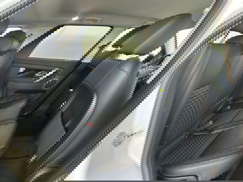Land Rover Discovery Sport usata a Modena (9)