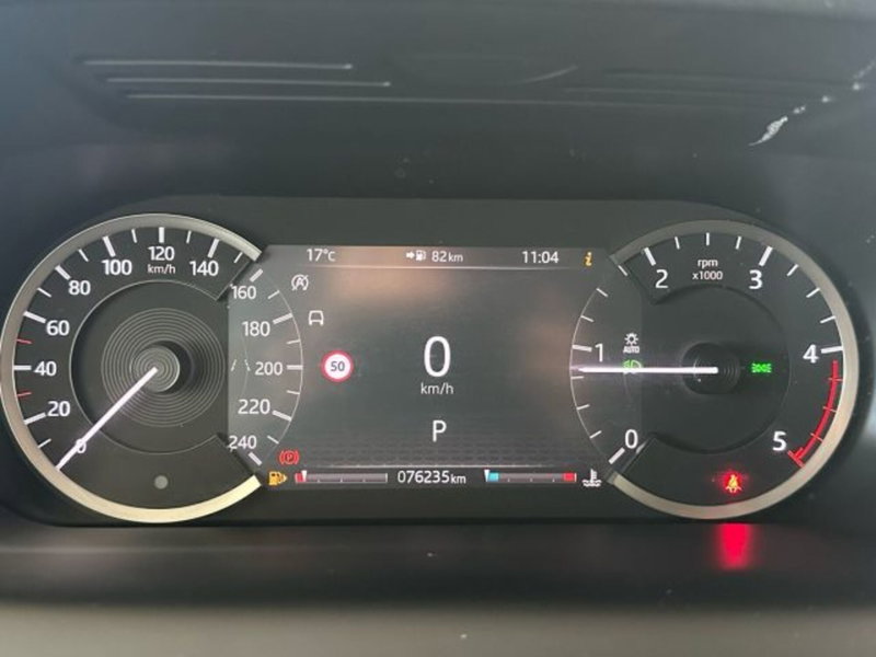 Land Rover Discovery Sport usata a Modena (15)