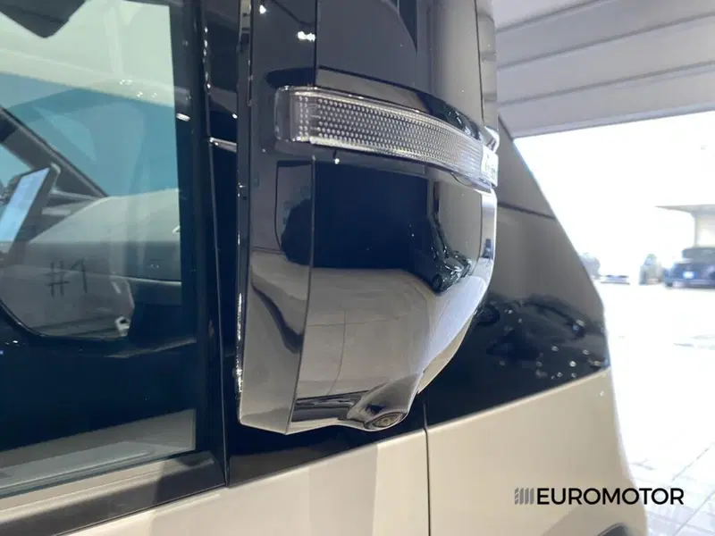 Kia PV5 nuova a Bari (9)