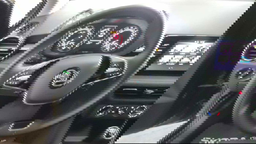 Skoda Fabia usata a Taranto (12)