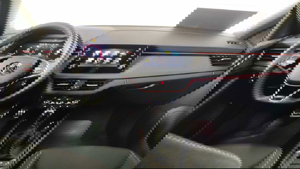 Skoda Scala usata a Taranto (12)