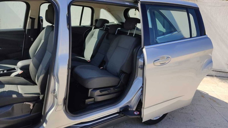 Ford C-Max usata a Taranto (12)