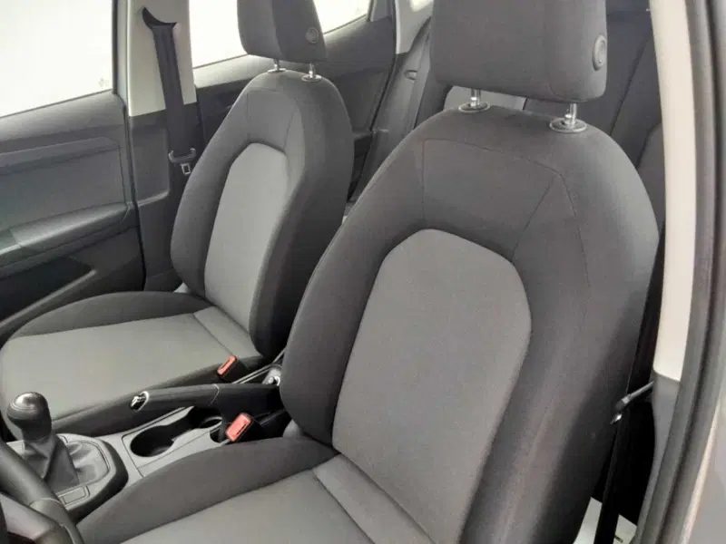 SEAT Arona usata a Taranto (12)