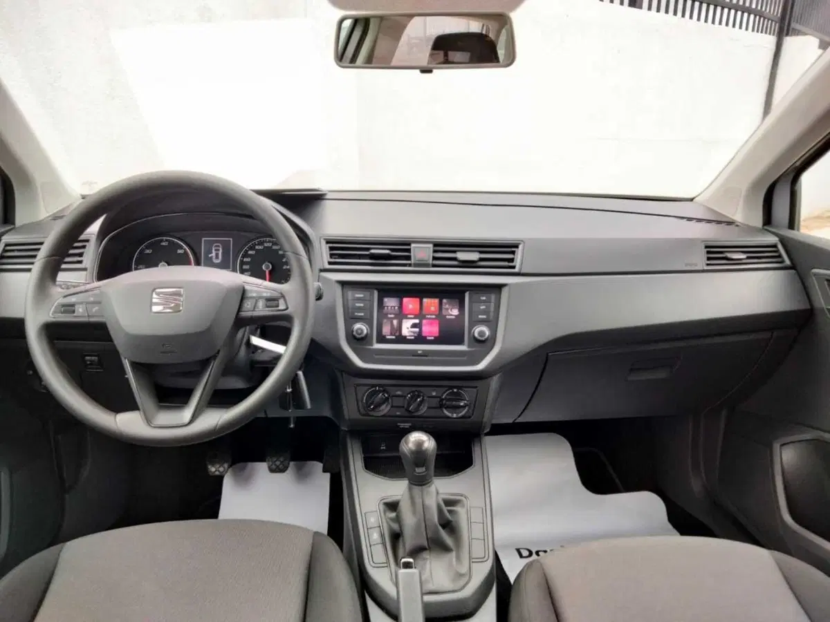 SEAT Arona usata a Taranto (13)