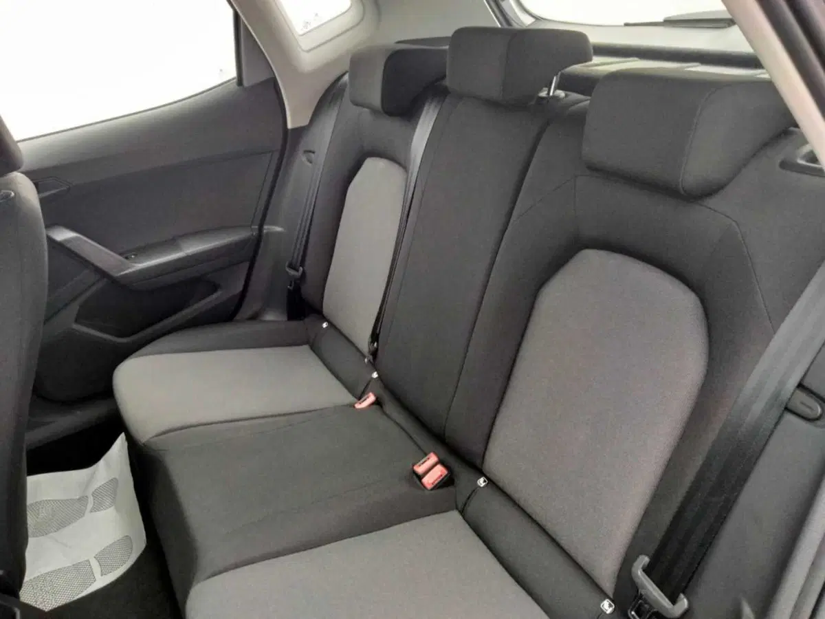 SEAT Arona usata a Taranto (14)