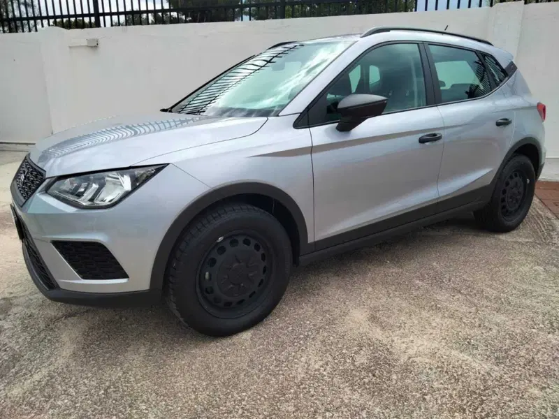 SEAT Arona usata a Taranto (6)