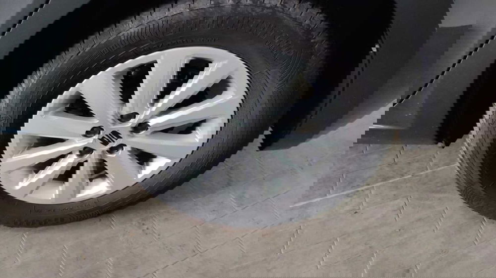 SEAT Ibiza usata a Taranto (10)