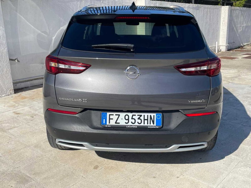 Opel Grandland X usata a Taranto (11)