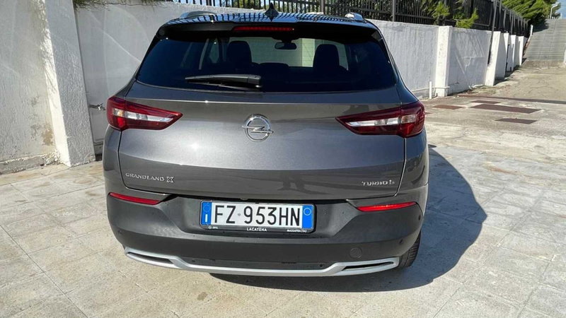 Opel Grandland X usata a Taranto (6)