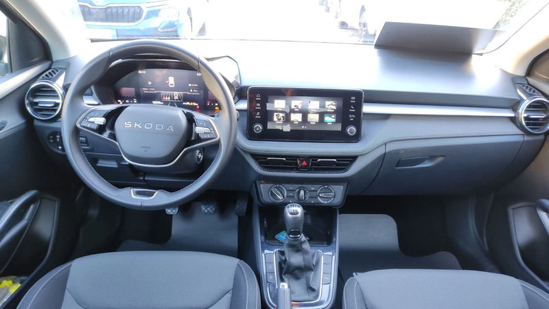 Skoda Fabia usata a Taranto (8)