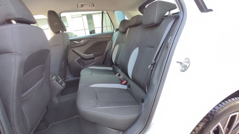 Skoda Kamiq usata a Taranto (9)