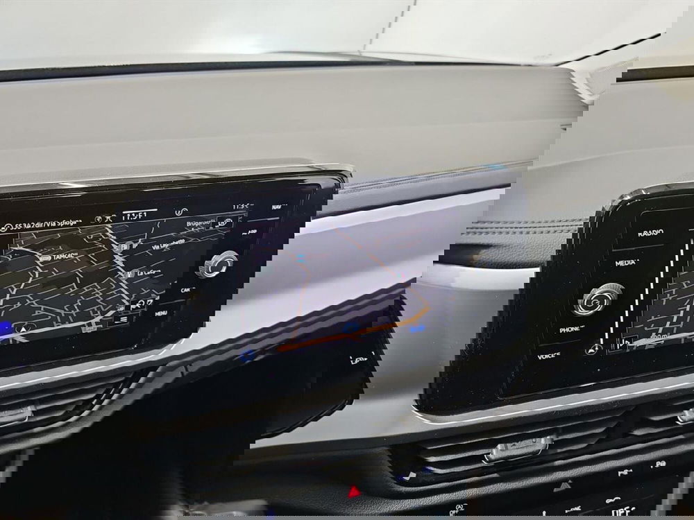 Volkswagen T-Roc usata a Lecco (15)