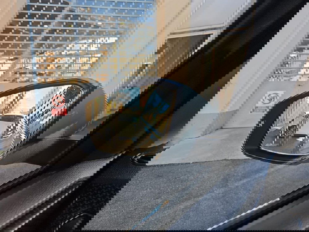 Volkswagen T-Cross usata a Lecco (16)