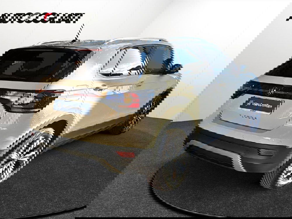 Volkswagen T-Cross usata a Lecco (5)