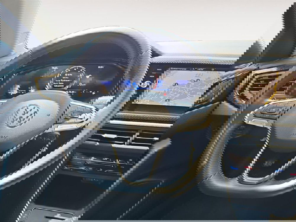 Volkswagen Taigo usata a Lecco (11)