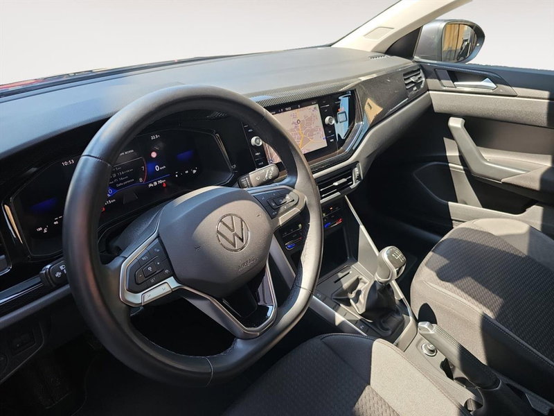 Volkswagen Taigo usata a Lecco (14)