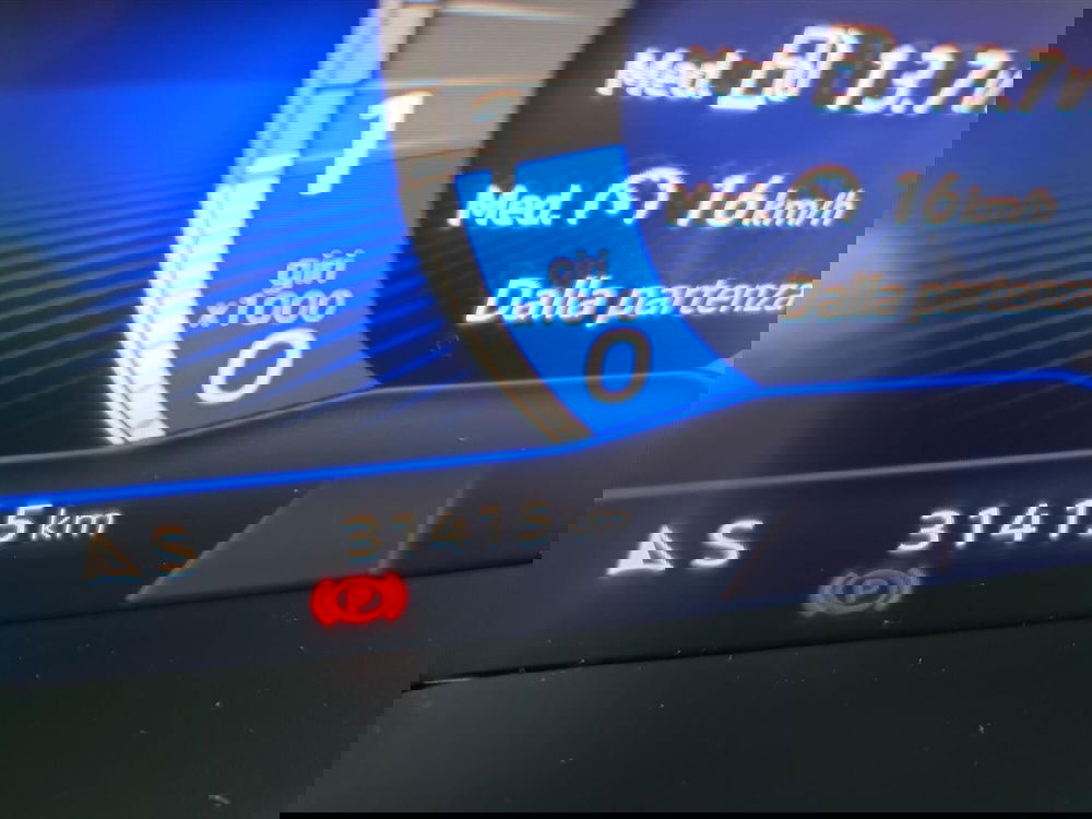 Volkswagen Taigo usata a Lecco (15)