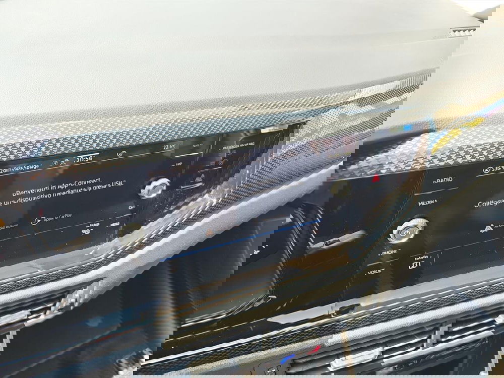 Volkswagen Taigo usata a Lecco (19)