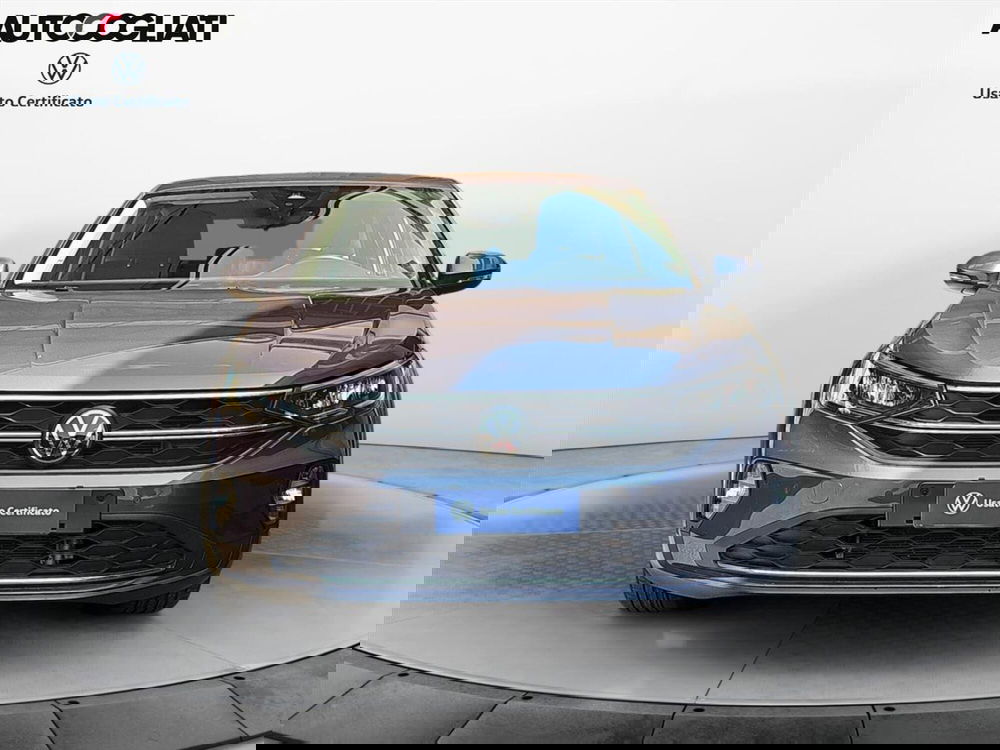 Volkswagen Taigo usata a Lecco (2)