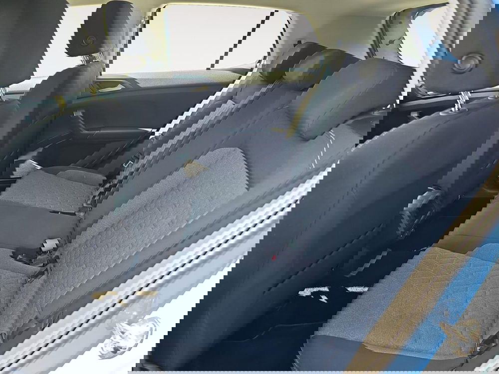 Volkswagen T-Cross usata a Lecco (13)