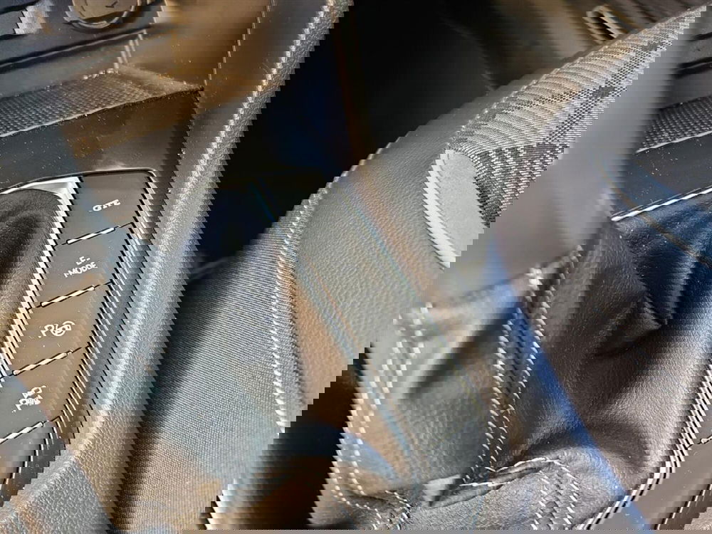 Volkswagen Tiguan usata a Lecco (18)